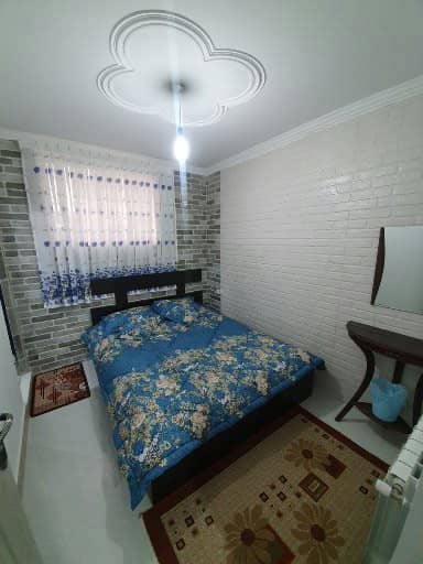 اجاره ویلا باغ استخردار دوخوابه آقای عشورنژاد در میدان شهید رجایی رامسر